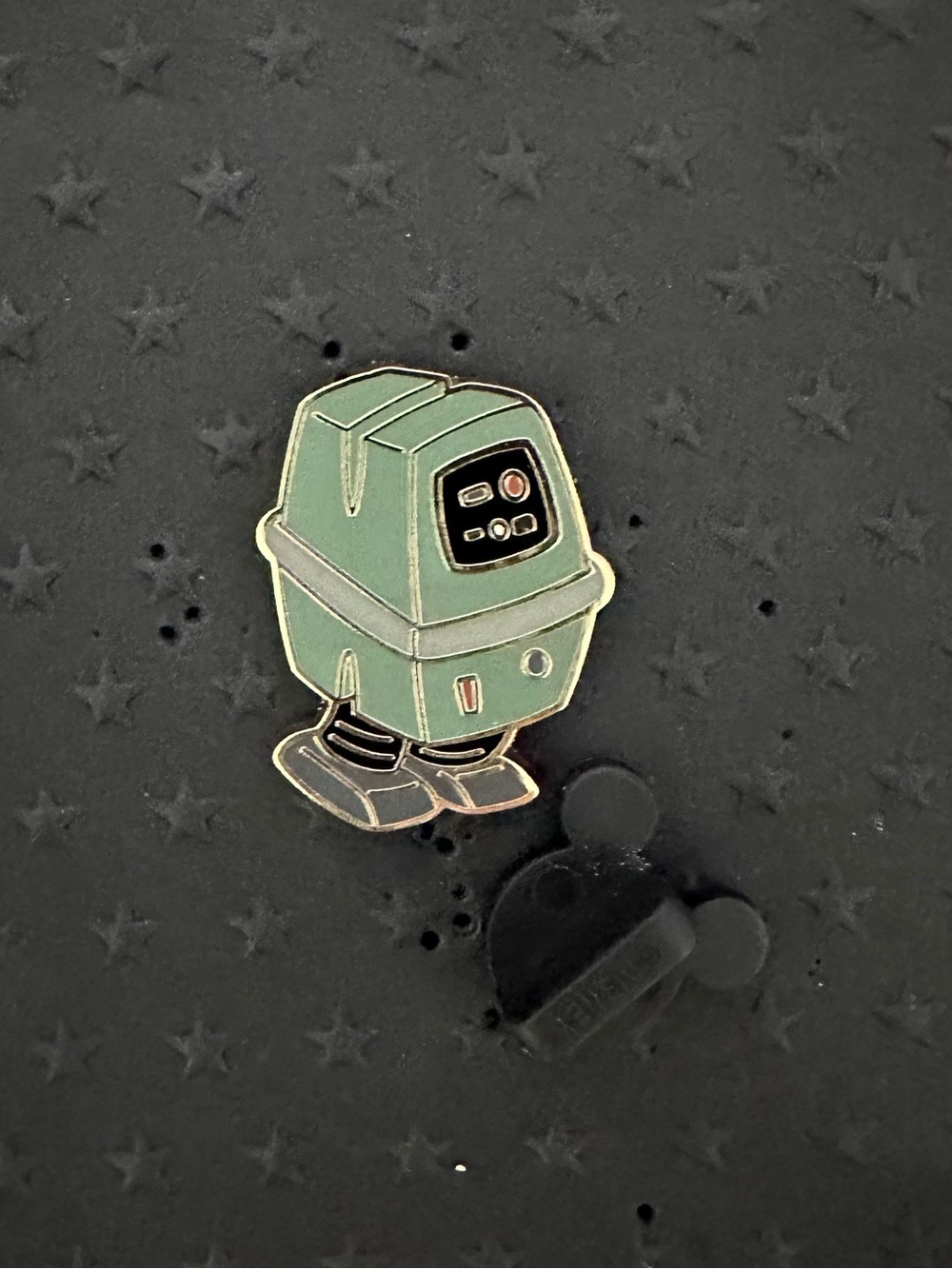 Digitize Disney GNK Power Droid Pin